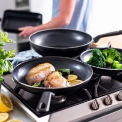 GreenPan Memphis Koekenpannenset - 3-delig - Zwart - Inductie - PFAS-vrij 33 GreenPan Memphis Koekenpannenset - 3-delig - Zwart - Inductie - PFAS-vrij -Meubelwinkel 1200x1200 220