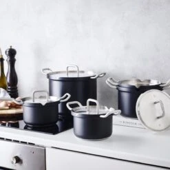 BK Q-linair Master Black Kookpannenset - 5-delig - Veilig Afgietsysteem - Inductie -Meubelwinkel 1200x1200 327