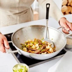 Demeyere Industry 5 RVS Wokpan – Wokpan Inductie – 30 Cm –2 Handvaten – PTFE-vrij -Meubelwinkel 1200x1200 378