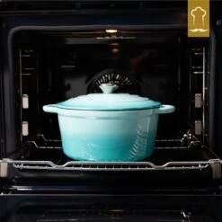 Chefarone Gietijzeren Pan - Braadpan Inclusief Deksel - Geschikt Voor Alle Warmtebronnen - Geëmailleerd Blauw 18 Chefarone Gietijzeren Pan - Braadpan Inclusief Deksel - Geschikt Voor Alle Warmtebronnen - Geëmailleerd Blauw -Meubelwinkel 1200x1200 480