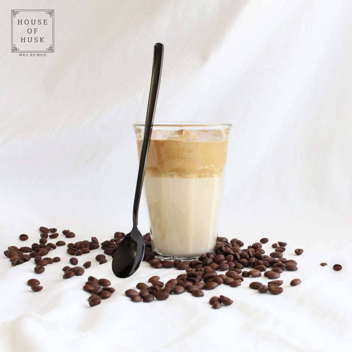 House Of Husk Latte Macchiato Lepels Set - Lange Theelepels - Koffielepels - Longdrinklepels - Sorbetlepels - Barlepel - RVS - 6 Stuks - 20CM - Zwart 4 House Of Husk Latte Macchiato Lepels Set - Lange Theelepels - Koffielepels - Longdrinklepels - Sorbetlepels - Barlepel - RVS - 6 Stuks - 20CM - Zwart - Afbeelding 3