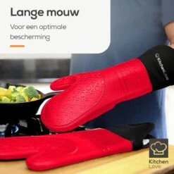 KitchenLove Ovenwanten - 2 Stuks Ovenhandschoenen - Hittebestendig Tot 250 °C - Siliconen - Rood 19 KitchenLove Ovenwanten - 2 Stuks Ovenhandschoenen - Hittebestendig Tot 250 °C - Siliconen - Rood -Meubelwinkel 1200x1200 727
