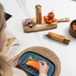 Deleca Luxe Peper En Zoutmolen Set - Zout / Pepermolen - Handmatig - Met Navul Lepel & Geschenkdoos - Acacia Hout - Rond 20 Deleca Luxe Peper En Zoutmolen Set - Zout / Pepermolen - Handmatig - Met Navul Lepel & Geschenkdoos - Acacia Hout - Rond -Meubelwinkel 1200x1200 823