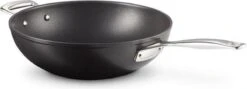 LE CREUSET - Les Forgees - Wokpan 30cm -Meubelwinkel 1200x433