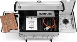 Burnhard Gas BBQ Big FRED Deluxe - 4 Branders - Incl. Keramische Infraroodbrander & Afdekhoes - Deluxe -Meubelwinkel 1200x668 1