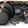 Ocina Gietijzeren Pan – Set Van 3 Stuks – ø25cm, ø19.5cm En ø16cm - Skillet - Koekenpan – Hapjespan – Koekenpan Inductie – Koekenpannenset - Gietijzeren Pan Bbq - Gietijzer - Incl. Receptenboek