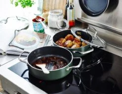 Dagelijkse Kost Door Jeroen Meus - Hapjespan Met Deksel ø24cm - Inductie - PFAS-vrij -Meubelwinkel 1200x926 30