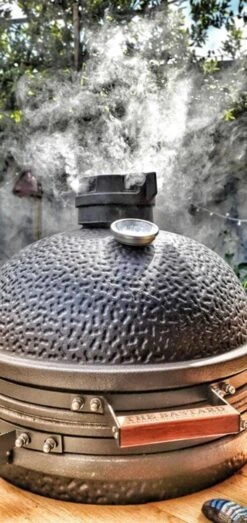 The Bastard Urban Medium - Kamado Barbecue - Kamado BBQ 31 The Bastard Urban Medium - Kamado Barbecue - Kamado BBQ -Meubelwinkel 567x1200