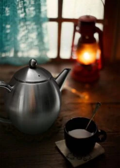 Vaja Valerie - Theepot Met Filter - Dubbelwandig - RVS - 1.2L -Meubelwinkel 857x1200 1